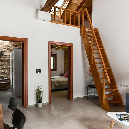 Eloise Apartments Ágios Matthaíos 外观 照片