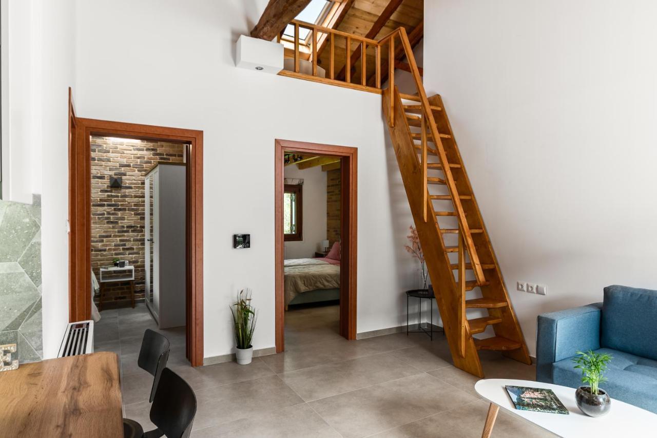 Eloise Apartments Ágios Matthaíos 外观 照片
